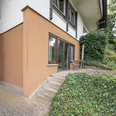 Schwarz Apartmán *